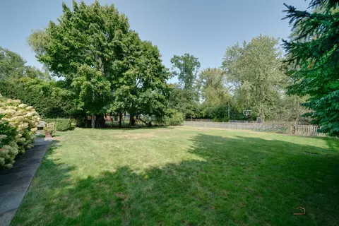 Exterior - 751 Moffett Rd, Lake Bluff, IL 60044 photo 11 of 11
