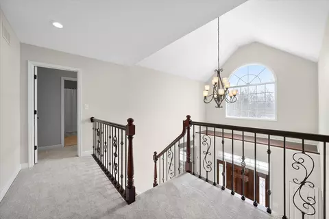 Entry Way - 1911 Wicklow Rd, Naperville, IL 60564 photo 3 of 5