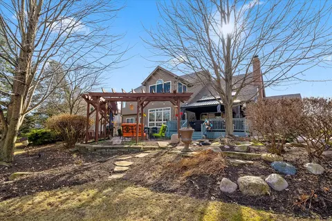 Exterior - 1911 Wicklow Rd, Naperville, IL 60564 photo 7 of 9