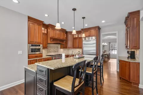 Kitchen - 1911 Wicklow Rd, Naperville, IL 60564 photo 2 of 3
