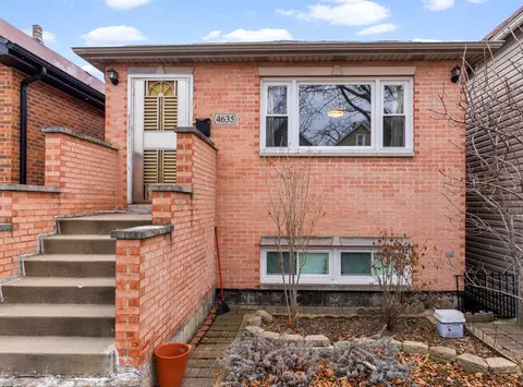 4635 S Winchester Ave, Chicago, IL 60609