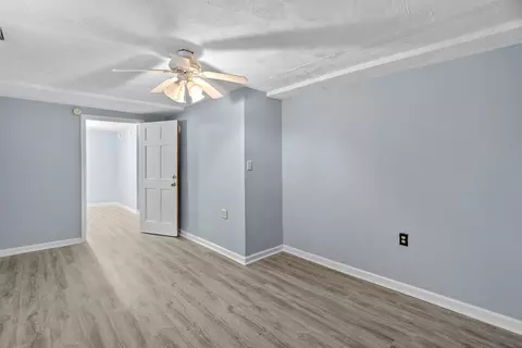 431 Bangs St, Aurora, IL 60505 photo 19