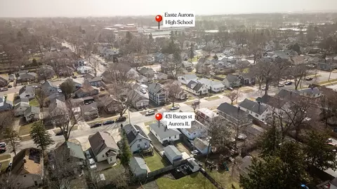 431 Bangs St, Aurora, IL 60505 photo 3