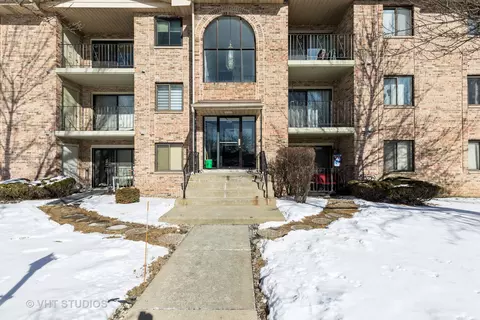 4922 134th St #307, Crestwood, IL 60445