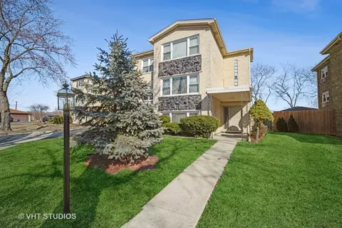 512 W Ida Ct, Mount Prospect, IL 60056