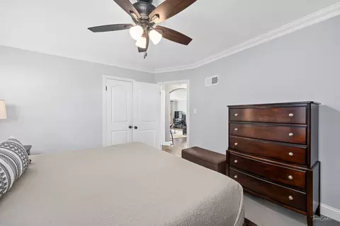 1221 E Illinois St, Wheaton, IL 60187 photo 15