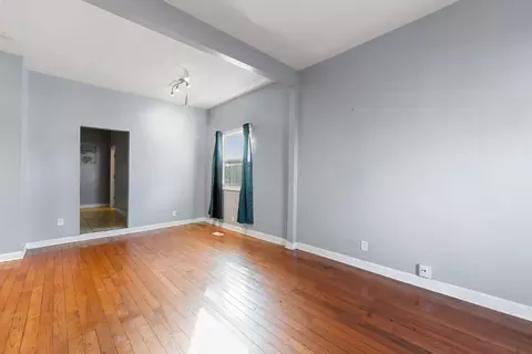 321 W 59th Pl, Chicago, IL 60621 photo 3