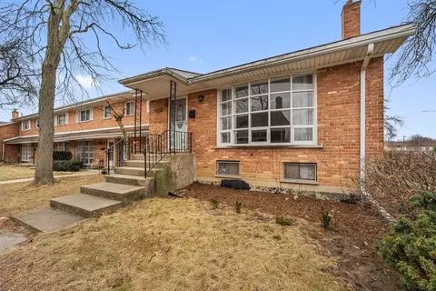 7953 N Nordica Ave, Niles, IL 60714