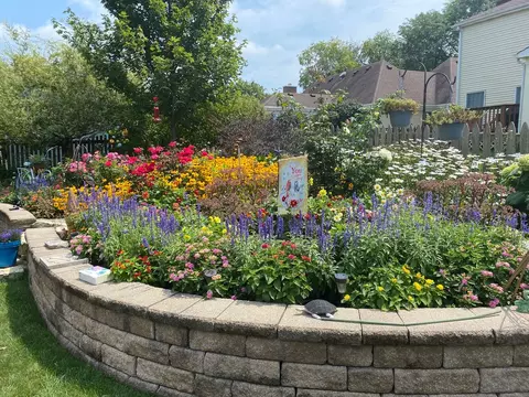 345 Mayfair Dr, Aurora, IL 60504 photo 29