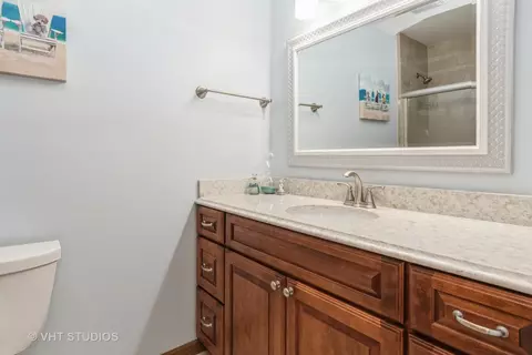 345 Mayfair Dr, Aurora, IL 60504 photo 22