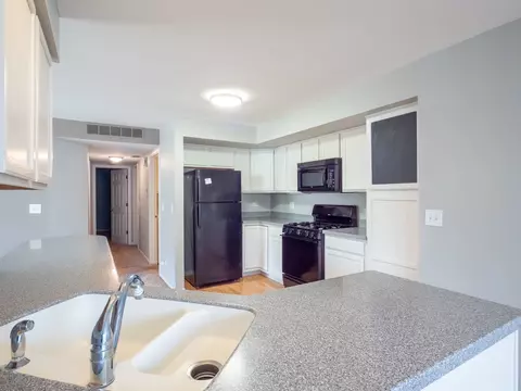 1362 Spencer Ln #1362, Batavia, IL 60510 photo 12