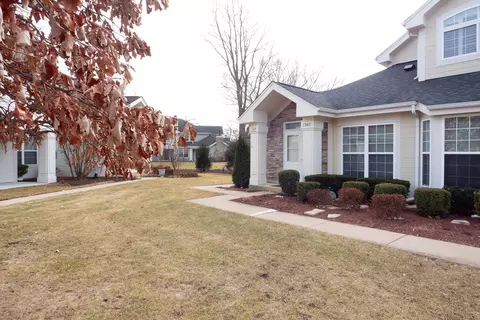 1362 Spencer Ln #1362, Batavia, IL 60510 photo 3