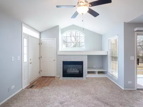 1362 Spencer Ln #1362, Batavia, IL 60510 photo 5