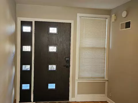 Entry Way - 906 S Main St, Wheaton, IL 60189 photo 1 of 3