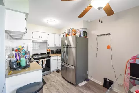Kitchen - 854 Cambridge Pl #128C, Wheeling, IL 60090 photo 1 of 1