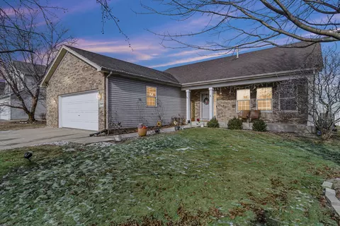 Exterior - 7619 Briarcliff Dr, Plainfield, IL 60586 photo 3 of 5