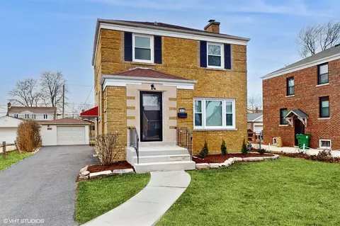 1632 Portsmouth Ave, Westchester, IL 60154