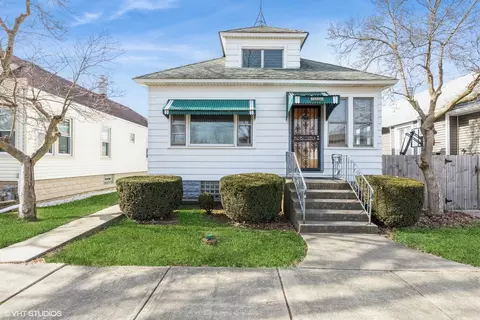 13324 S Mackinaw Ave, Chicago, IL 60633