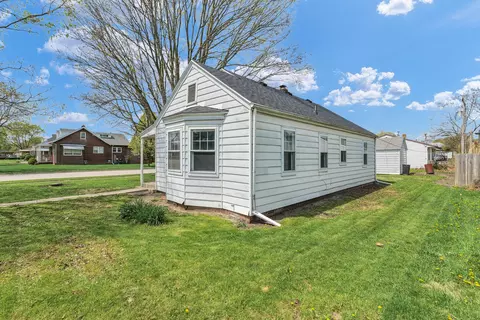Exterior - 401 E Wabash Ave, Rantoul, IL 61866 photo 8 of 8