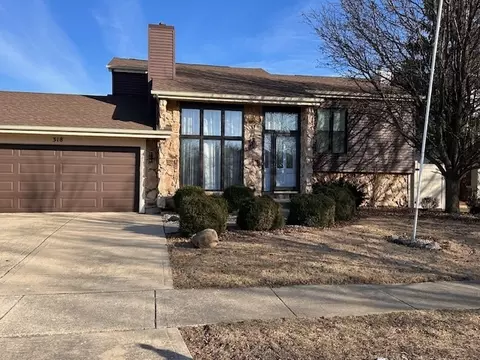 318 Homewood Dr, Bolingbrook, IL 60440