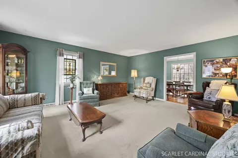 2 S345 Arrowhead Dr, Wheaton, IL 60189 photo 13
