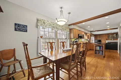 2 S345 Arrowhead Dr, Wheaton, IL 60189 photo 8