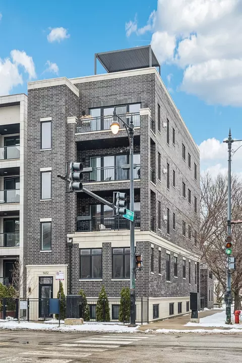 5652 N Ashland Ave #2, Chicago, IL 60660