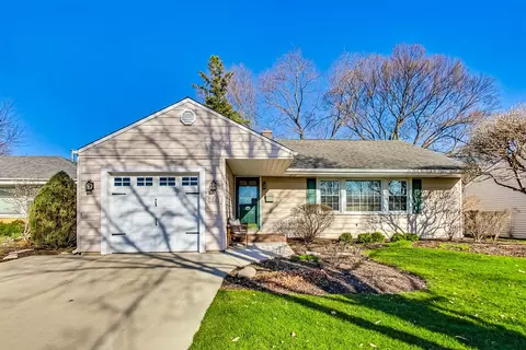 315 S Can Dota Ave, Mount Prospect, IL 60056