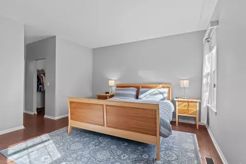 Bedroom - 4319 Exeter Ln, Northbrook, IL 60062 photo 1 of 3