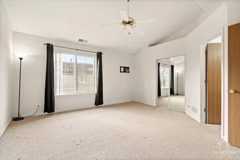 Bedroom - 74 Cherbourg Ct, Wheeling, IL 60090 photo 2 of 6