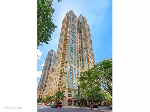 25 E Superior St #1301, Chicago, IL 60611