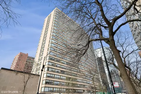 2930 N Sheridan Rd #1911, Chicago, IL 60657