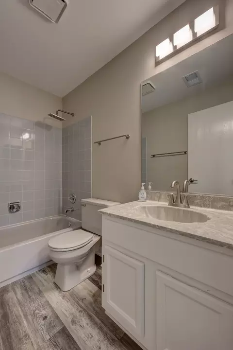 1729 Fairfax Cir E #3, Bartlett, IL 60103 photo 23