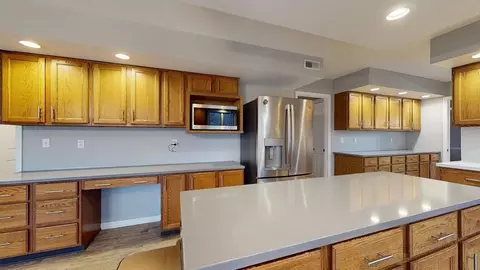 Kitchen - 1604 Devonshire Dr, Champaign, IL 61821 photo 1 of 5