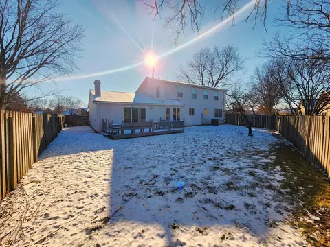 Exterior - 1604 Devonshire Dr, Champaign, IL 61821 photo 4 of 4