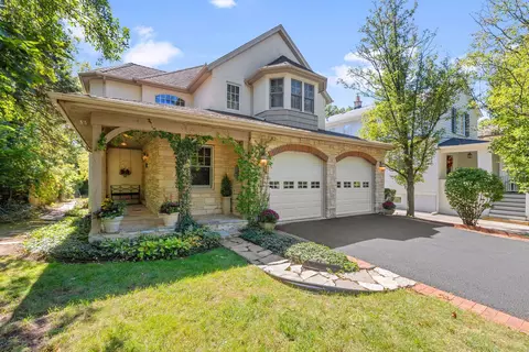 838 Cherry St, Winnetka, IL 60093
