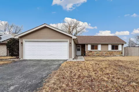 704 Melissa Dr, Bolingbrook, IL 60440