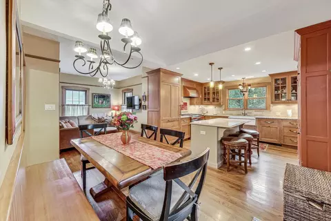 725 Forest Ave, River Forest, IL 60305 photo 12
