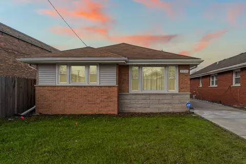 2114 S 12th Ave, Maywood, IL 60153