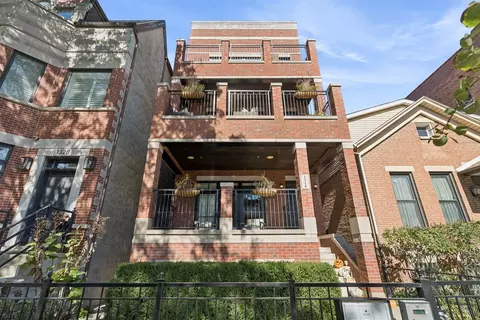 1318 W Webster Ave #2, Chicago, IL 60614