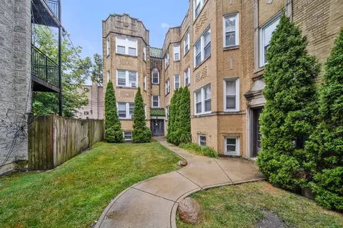 6508 N Richmond St #2B, Chicago, IL 60645