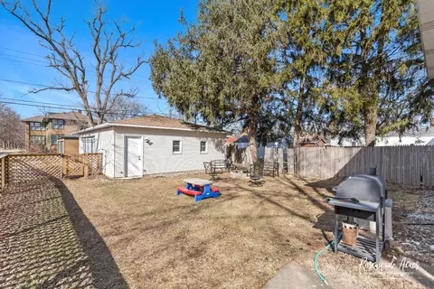 995 S Myrtle Ave, Kankakee, IL 60901 photo 21