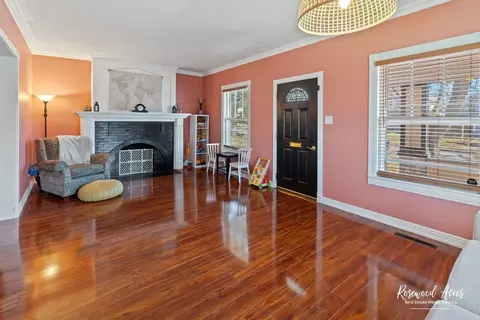 995 S Myrtle Ave, Kankakee, IL 60901 photo 3