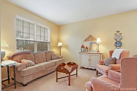 Living - 388 Toccoa Ln, Volo, IL 60073 photo 1 of 4
