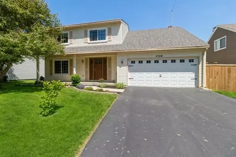 2766 Gateshead Dr, Naperville, IL 60564