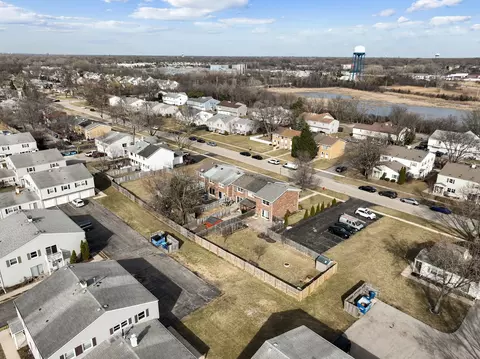 View/Area - 160 S Hale Ave, Bartlett, IL 60103 photo 1 of 6