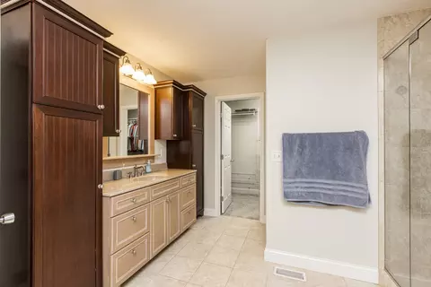 Bath - 2329 Clifton Ct, Normal, IL 61761 photo 4 of 7