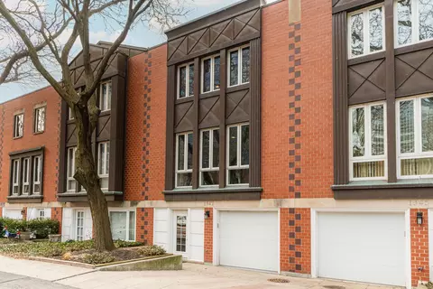 1347 S Plymouth Ct, Chicago, IL 60605