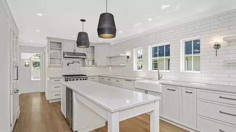 Kitchen - 886 Willow Rd, Winnetka, IL 60093 photo 2 of 3