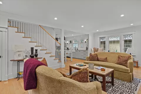 Living - 886 Willow Rd, Winnetka, IL 60093 photo 1 of 3